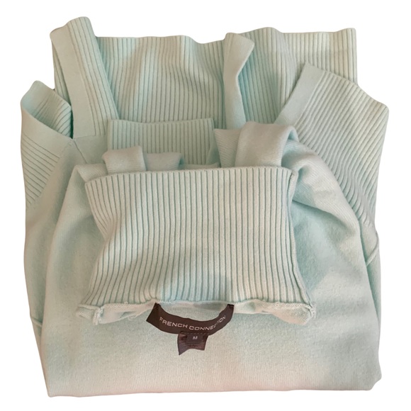 French Connection Mint turtleneck sweater size M - Picture 2 of 2